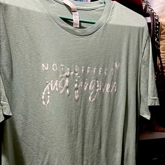 Bundle of 3 XL Christian Tshirts - Picture 4 of 5